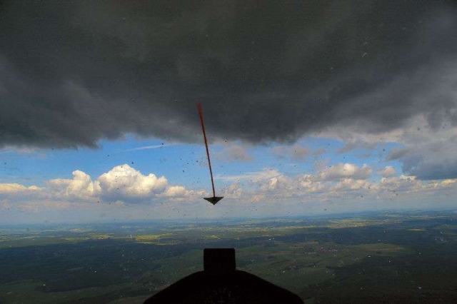 En medio de las nubes 